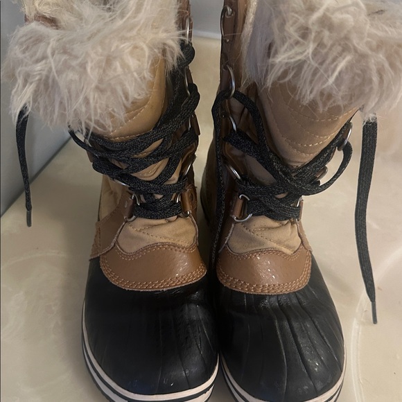 Sorel Tofino II Faux Fur Curry Fawn Waterproof Lace Up Snow Boots US sz 5 - Picture 2 of 7